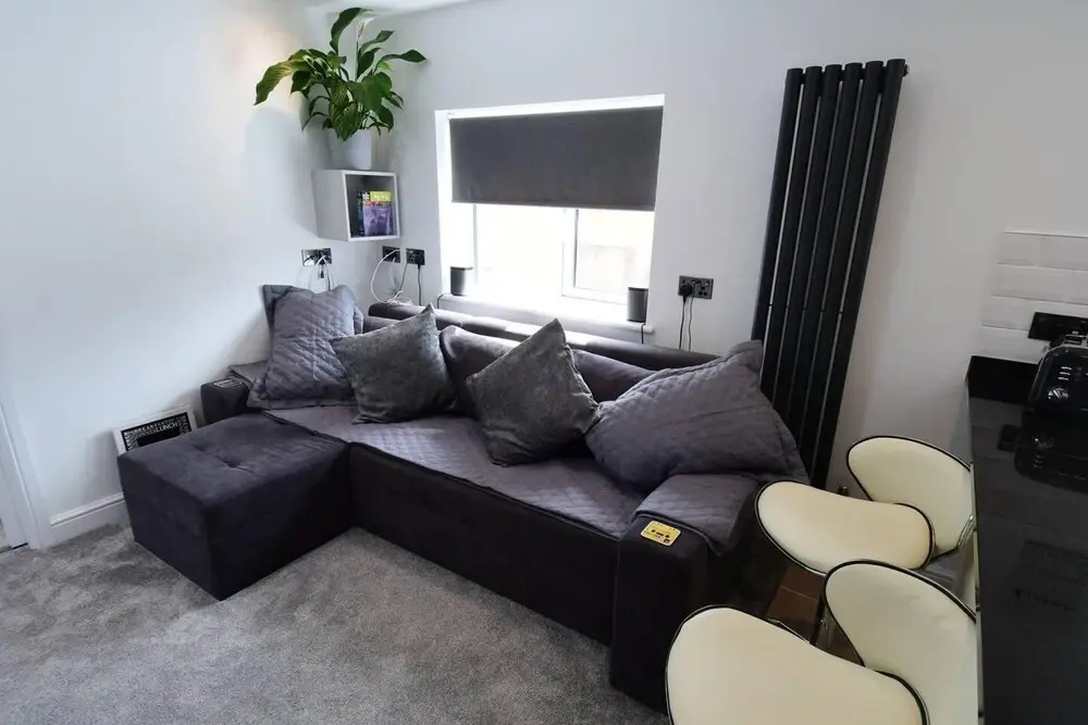 Luxury 3-bed Apartment in Bournemouth Nr Beach