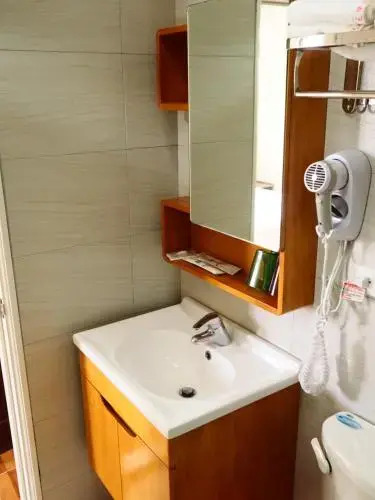 Kim-Sharp Homestay