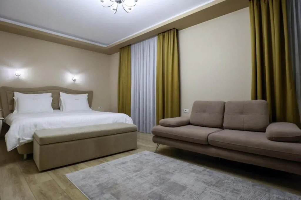 Christis Hotel Borova