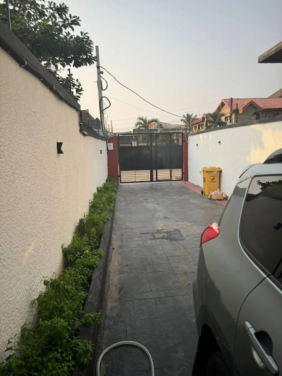 Serene Oasis in Lagos - Private Pool & Relaxing Ambiance