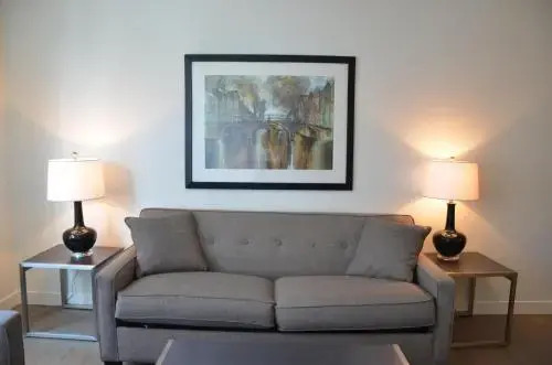 Pershing Square 30 Day Stays