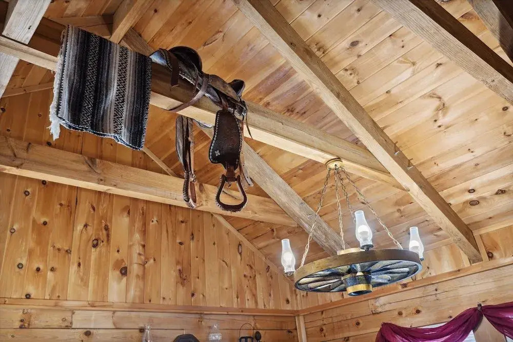 Sleepin' Inn 2 Bedroom Cabin by RedAwning