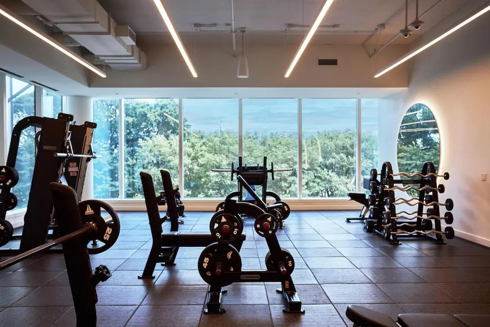 Panoramic Lake Views Premier Amenities for Groups