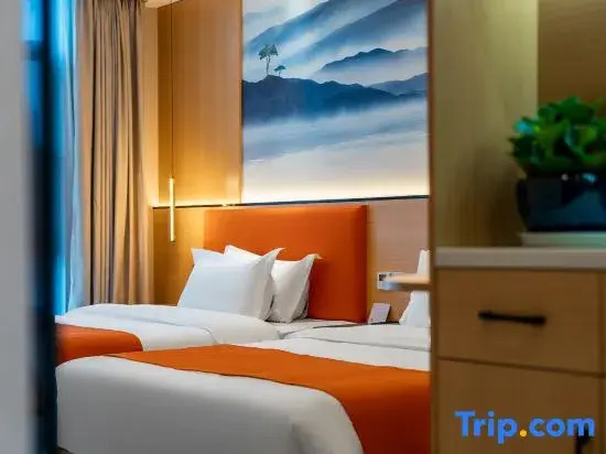 Huaizhou Suiton by Paxton Hotel (Jintang Huaikou Cheng'a Industrial Park)