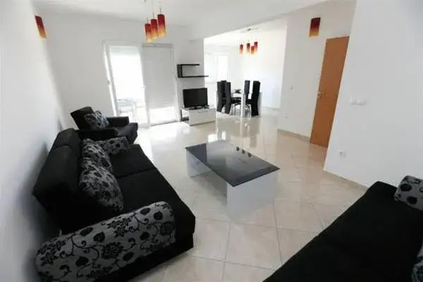 Apartments Paradise