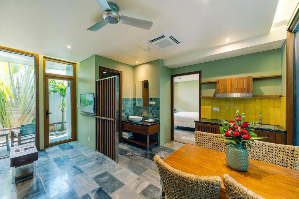 CHiEM HoiAn - The Beachside Boutique Hotel & Villa