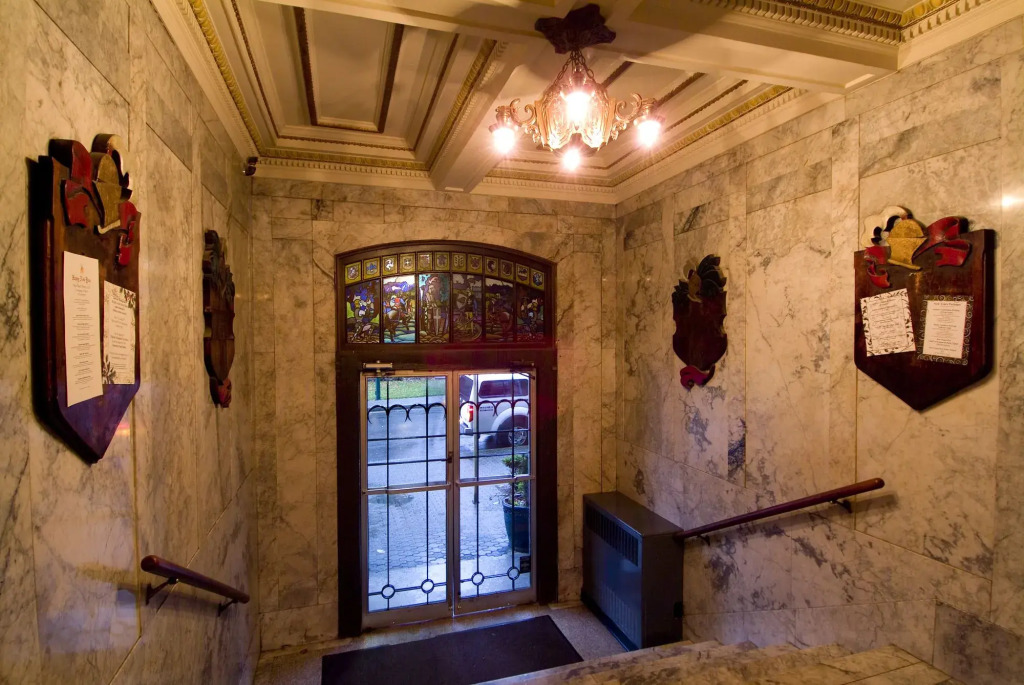 The Sylvia Hotel