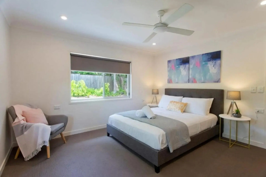 Depper St Charming Beach Side Home in Lovely Location