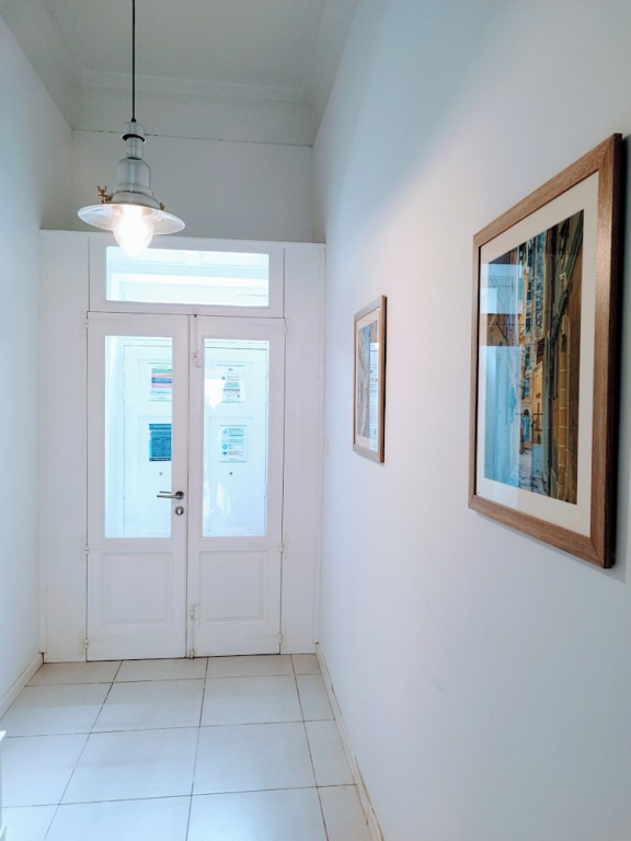 Stylish Classic Townhouse with Terrace