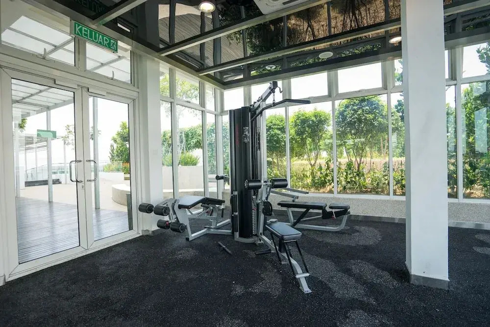 KEEN Suites@Sutera Avenue