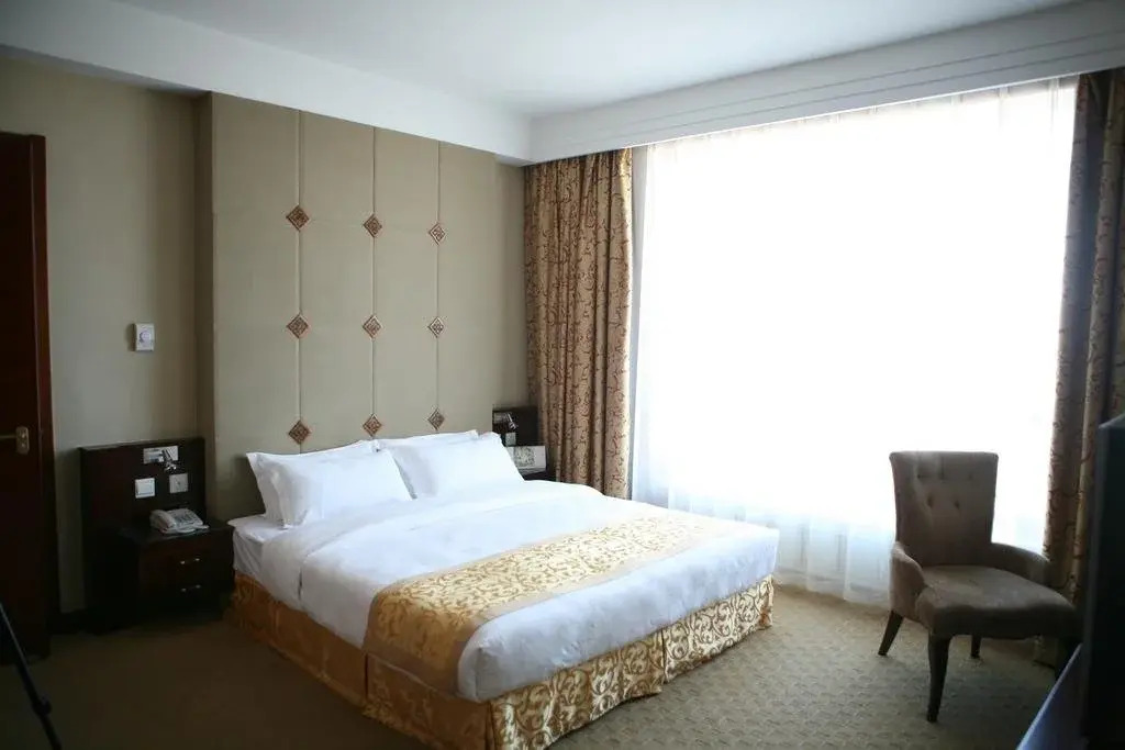 River-sky Hotel