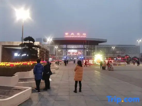 Warm Evening Residence (North Railway Station South Square)