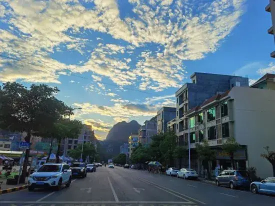 Yingde Yingying  Hotel (Yingxi Fenglin)