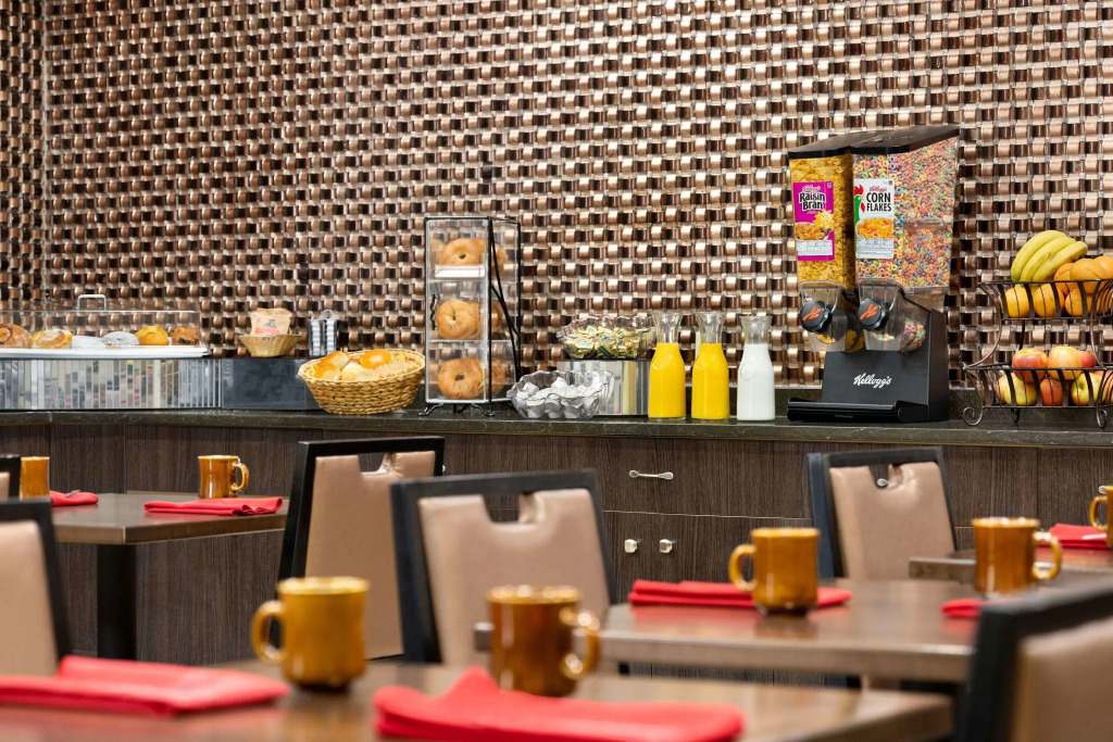 Garner Hotel Totowa by IHG