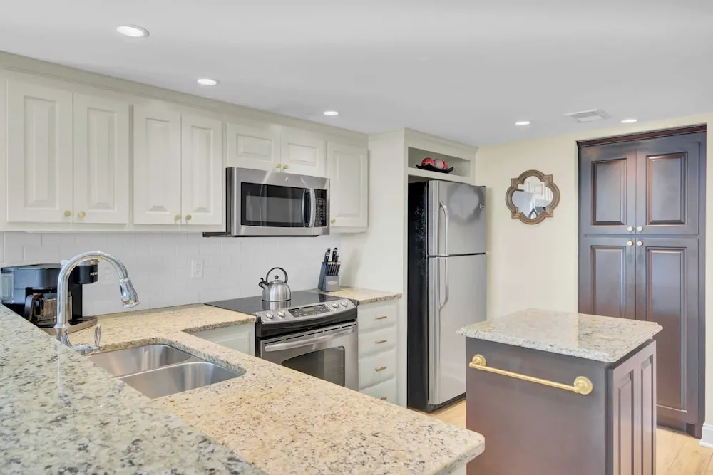 Oceanfront w/ Pool + Beach Access & Balcony View 312 B Shipwatch by Avantstay
