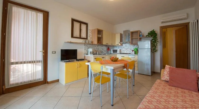 ApartmentsGarda - Canevini Residence