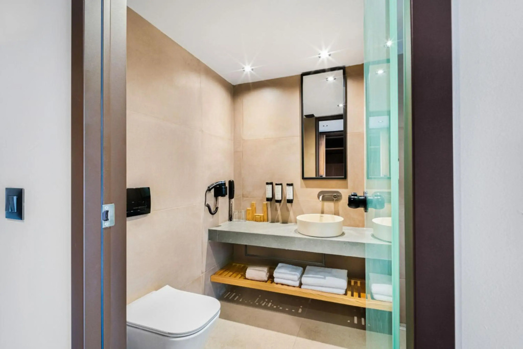 Harmony E Rock