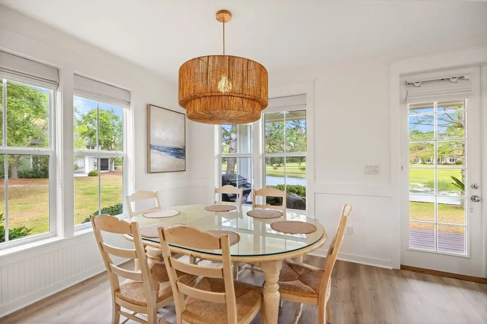1322 Laurel Grove 3 Bedroom Home by RedAwning