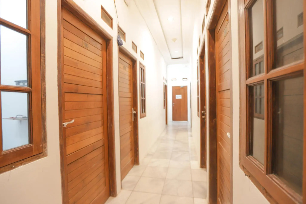 OYO 150 Harmoni Residence