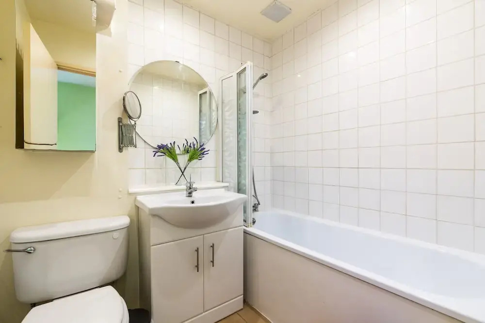 NEW 2BD Garden Flat Quick Access to Central London