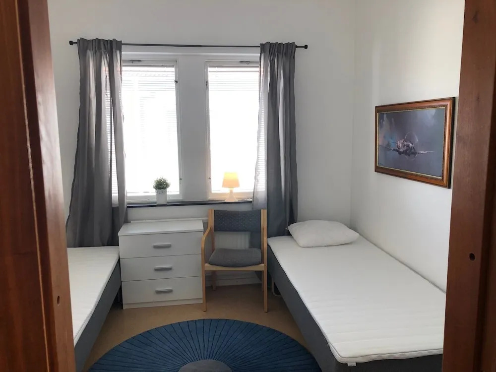 Hållsta Home Vandrarhem - Hostel