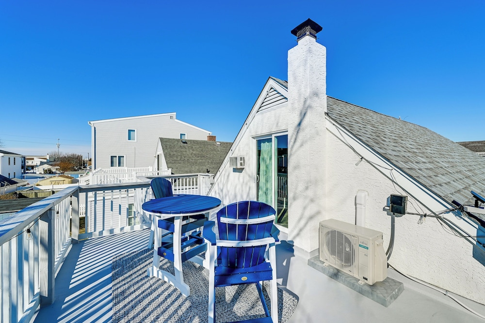 Tranquil Beach Haven in Family-friendly Brigantine