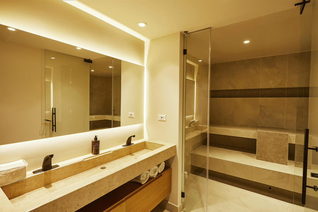 EK Hotel