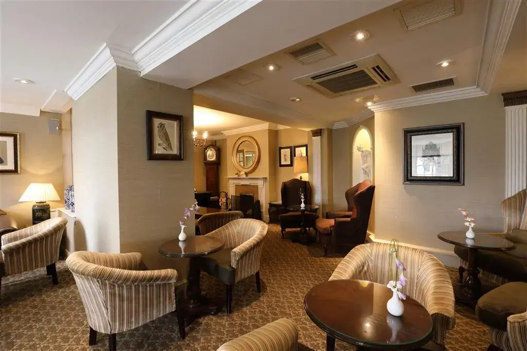 Macdonald Compleat Angler