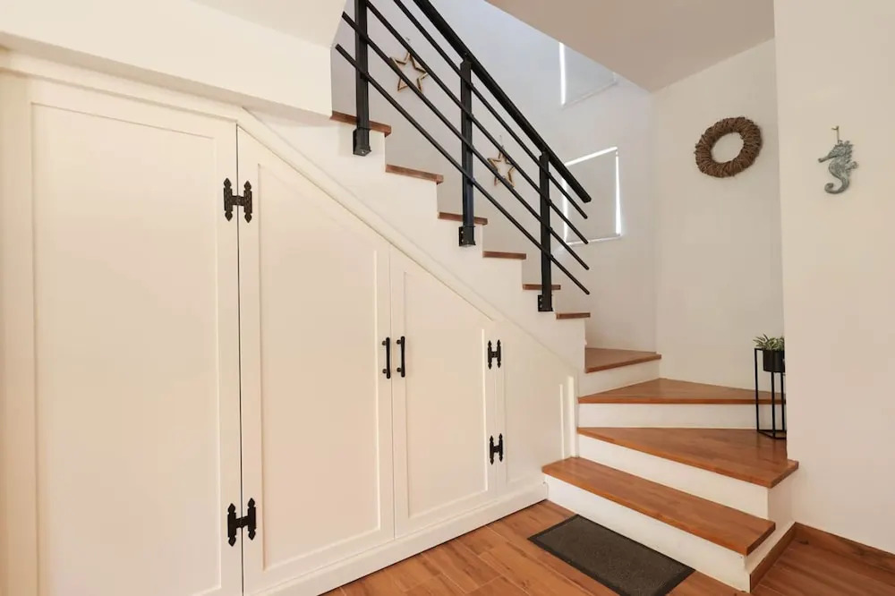 Perla Vacation Rentals