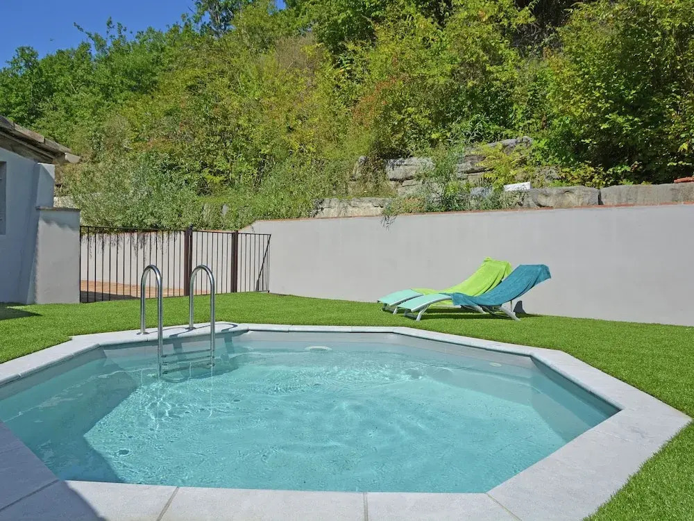 Quaint Villa With Private Pool in Molières-sur-cèze