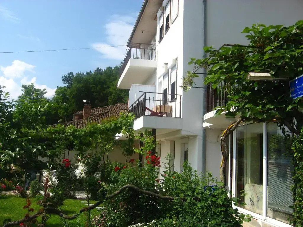 Apartments Villa Saray