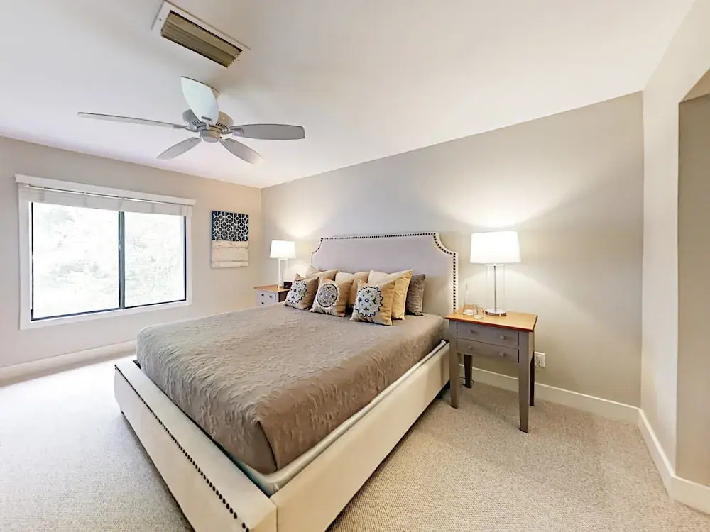 Lighthouse Lane Cutter Court Villa Apt 965 2 Bedrooms 2.5 Bathrooms Vi