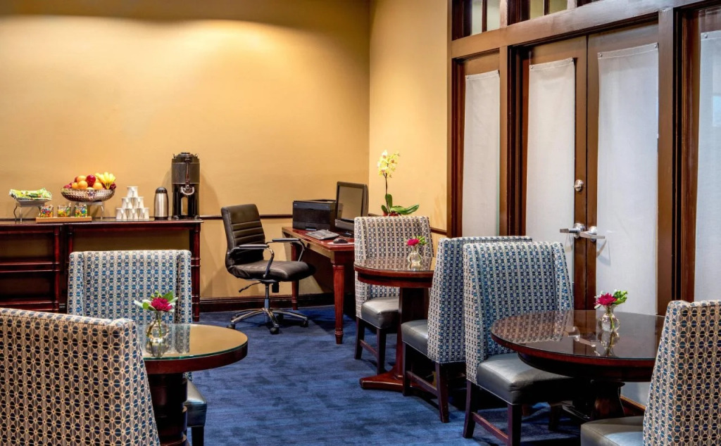 Hotel Tampa Riverwalk