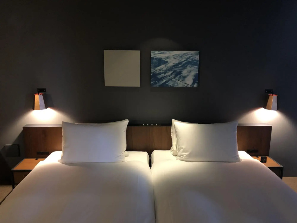 Hotel Cycle