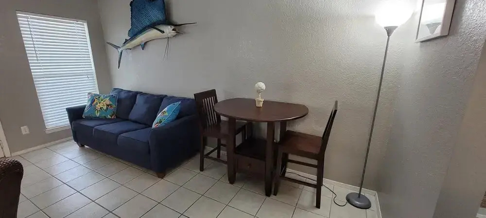 Great Value Sleeps 6 Less than block to Beach 1 Bedroom Home by RedAwning