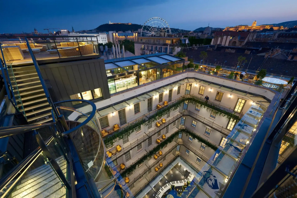 Aria Hotel Budapest by Library Hotel Collection