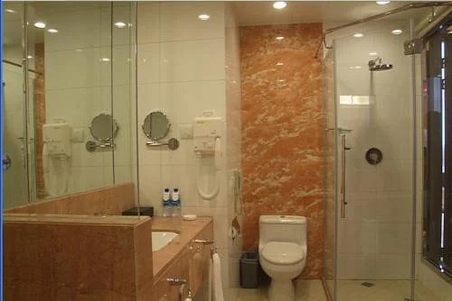 Tarshan Hotel