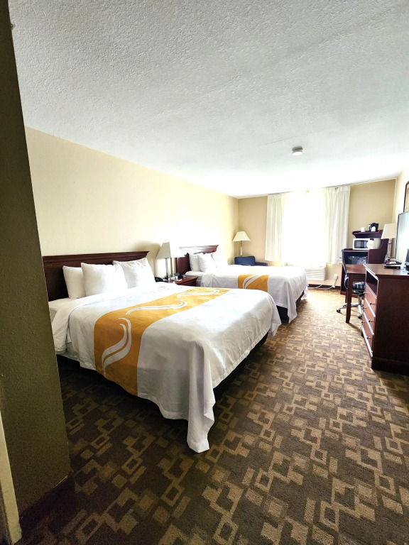Quality Inn I-70 at Wanamaker
