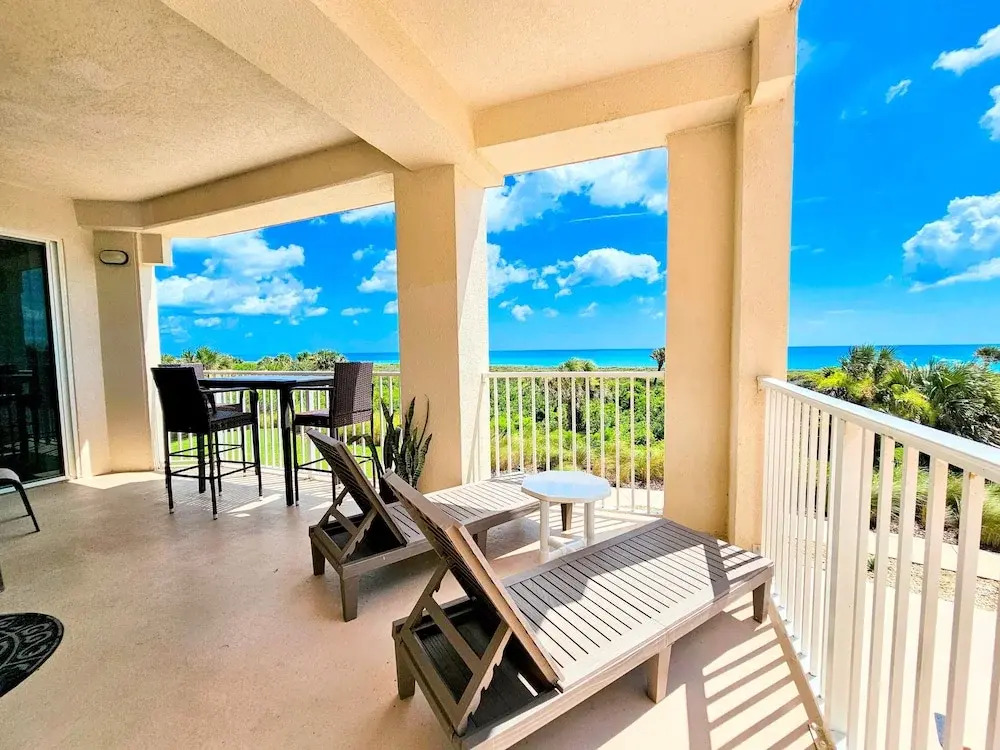 Rising Sun Stunning Oceanfront Ocean View Villa! 3 Beautiful Resort Pools! Beach Front