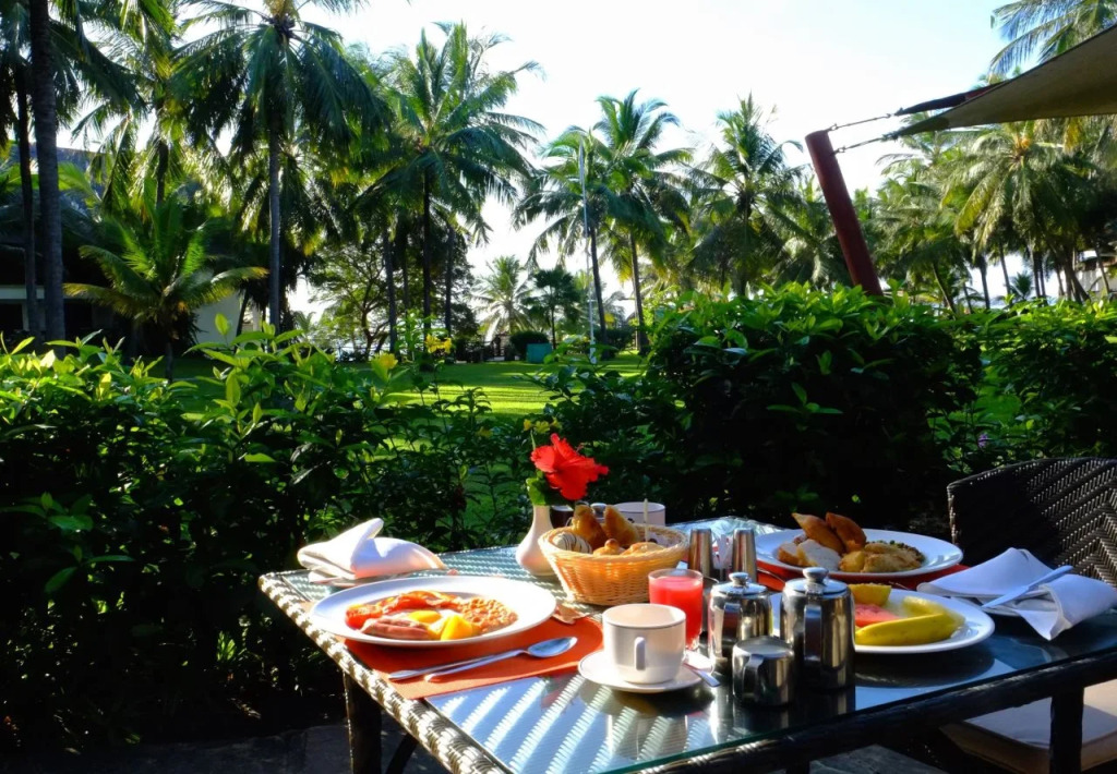 Voyager Beach Resort
