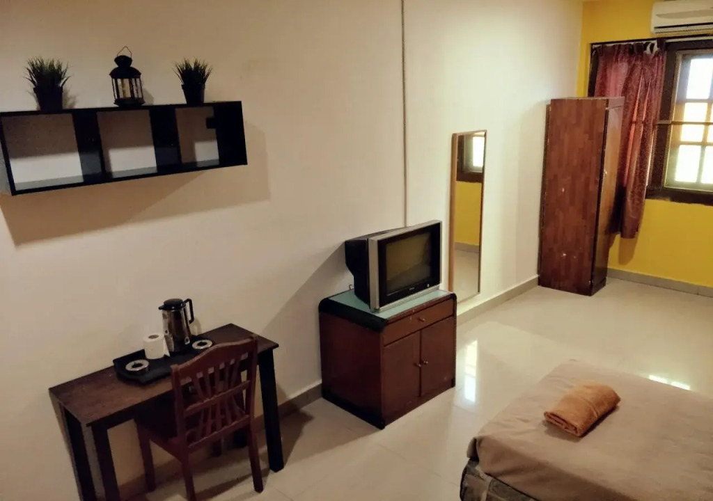 Cintamani Travellers Lodge