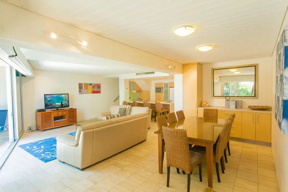 Little Cove Court