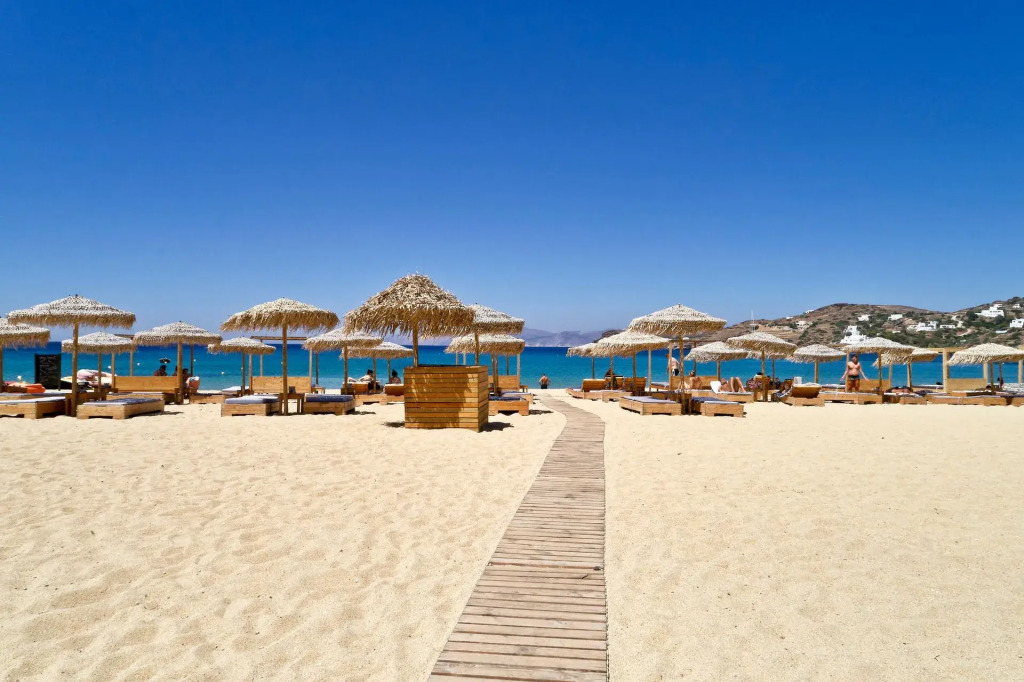 Dionysos Seaside Resort Ios