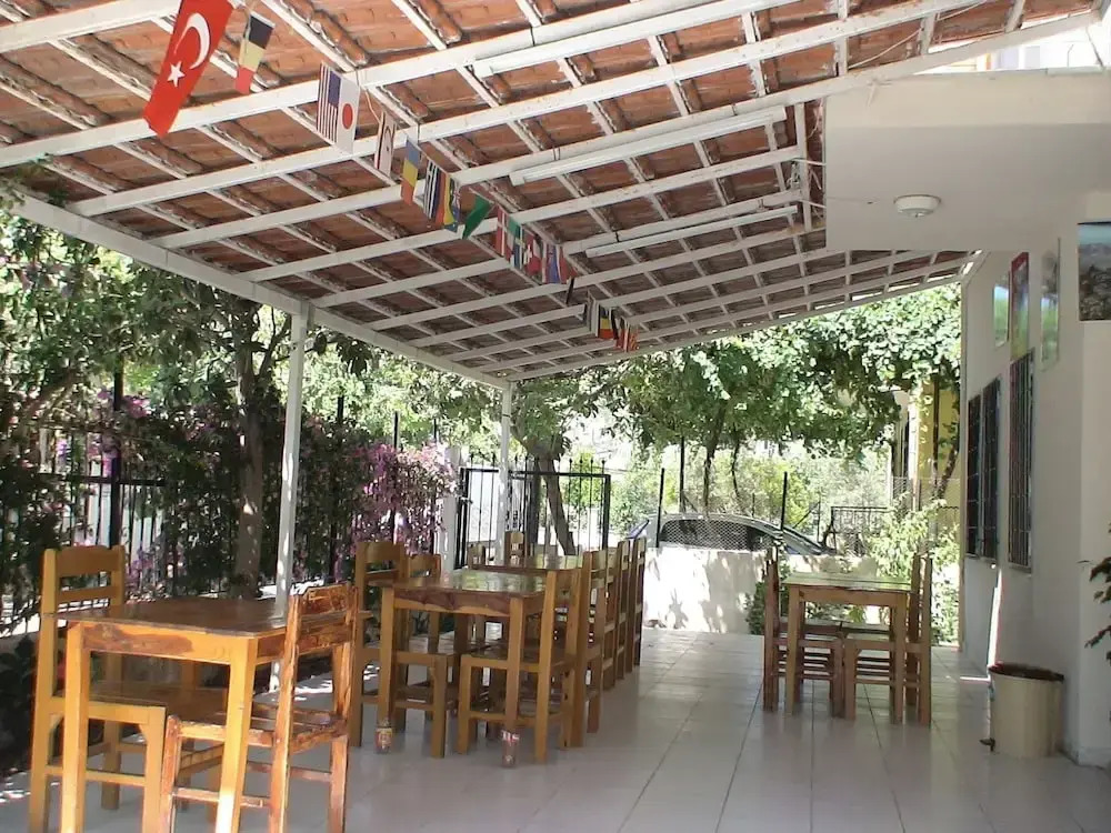 Onur Pension