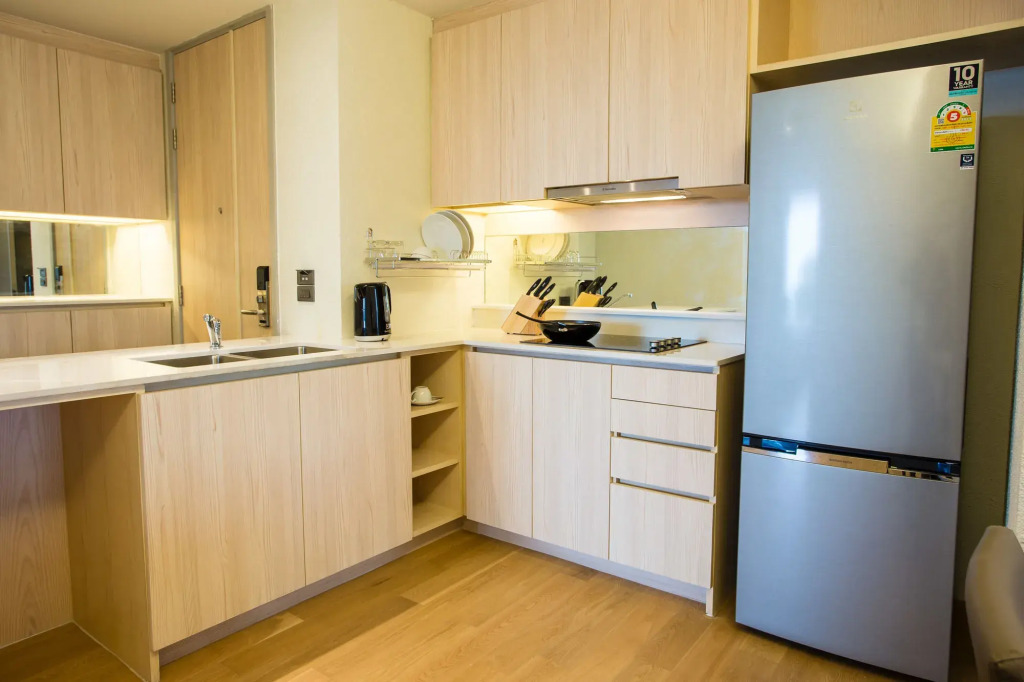 Balcony Seaside Sriracha Hotel & Serviced Apartments
