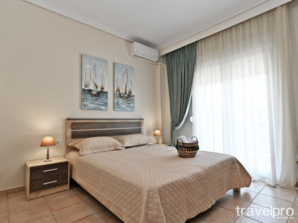 Marianthi Apartment by TravelPro Services - N...