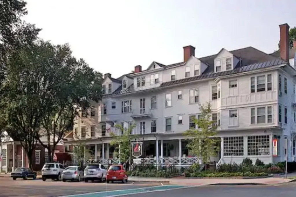 The Red Lion Inn