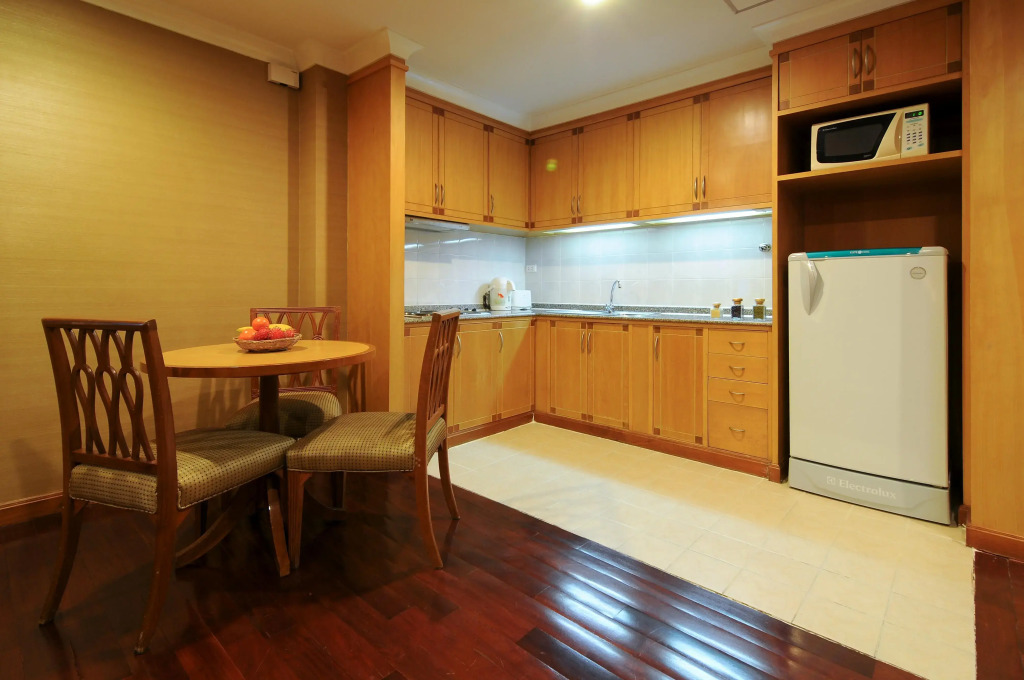 Admiral Suites Bangkok