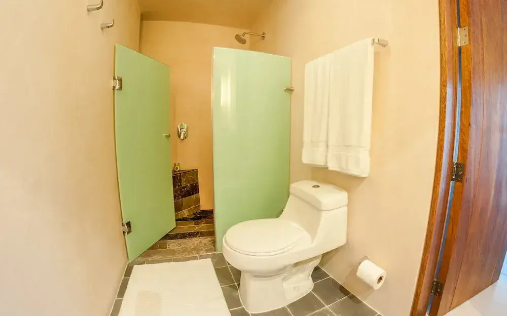 Amazing Ocean View 2BR condo in wonderful location of PDC