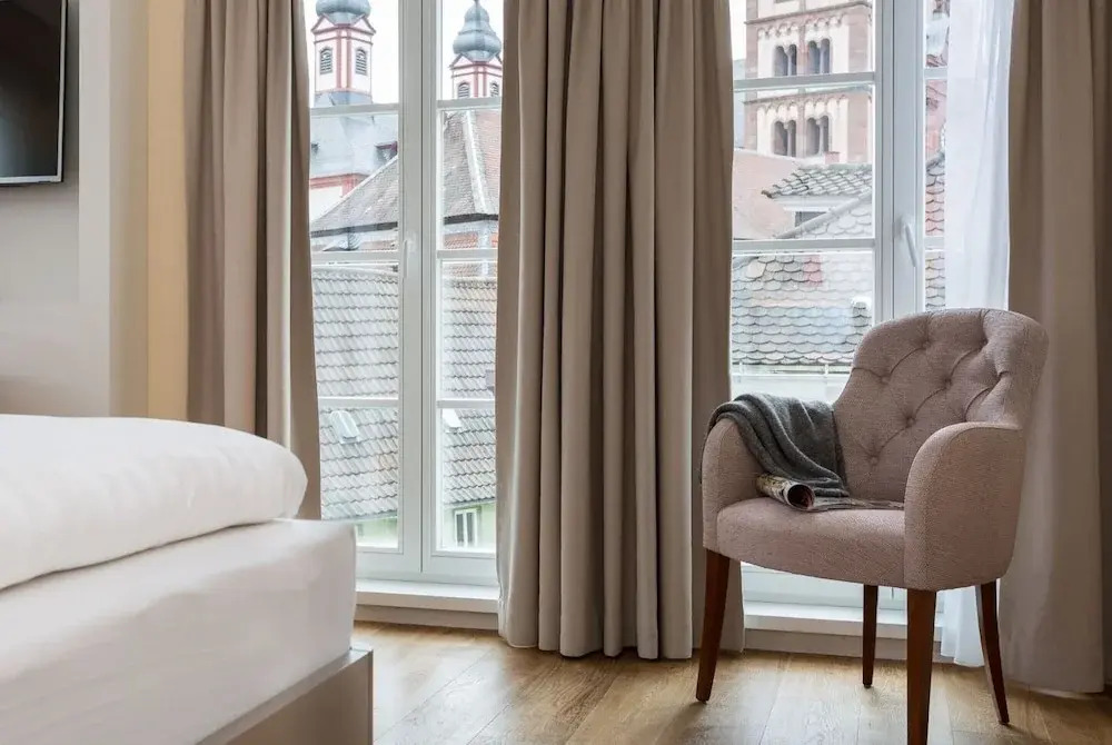 EMICH´S Hotel